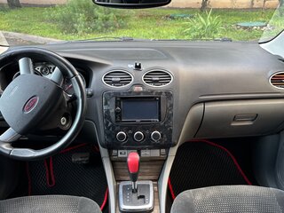 2008 Ford Focus II Рестайлинг, чёрный, 500000 рублей, вид 3