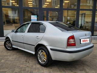 2008 Skoda Octavia I (A4) Рестайлинг, серебристый, 300000 рублей, вид 3