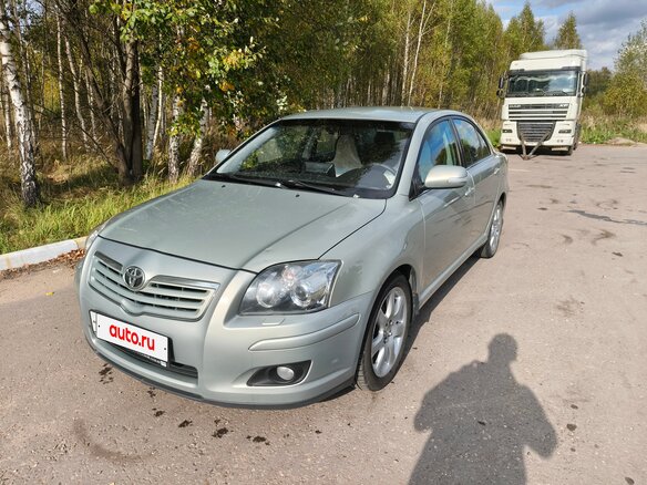 2006 Toyota Avensis II Рестайлинг, серебристый, 699999 рублей