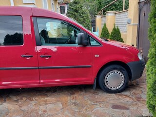 2010 Volkswagen Caddy III, красный, 1350000 рублей, вид 3