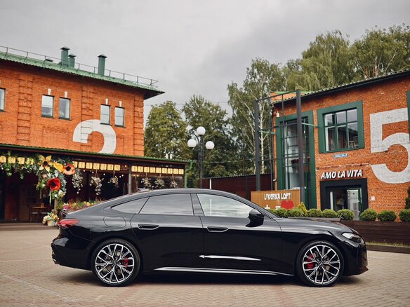 2026 Audi A5 L Sportback III (B10), чёрный, 6000000 рублей - вид 6