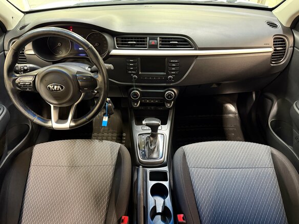2017 Kia Rio IV, белый, 1360000 рублей - вид 7