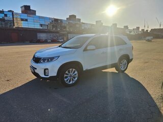 2018 Kia Sorento II Рестайлинг, белый, 2600000 рублей, вид 1