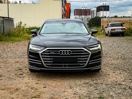 2018 Audi A8 Long 55 TFSI IV (D5), чёрный, 3750000 рублей, вид 4