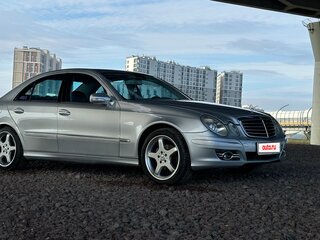 2007 Mercedes-Benz E-Класс 200 NGT III (W211, S211) Рестайлинг, серебристый, 1250000 рублей, вид 4