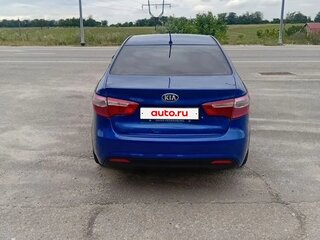 2013 Kia Rio III, синий, 350000 рублей, вид 2
