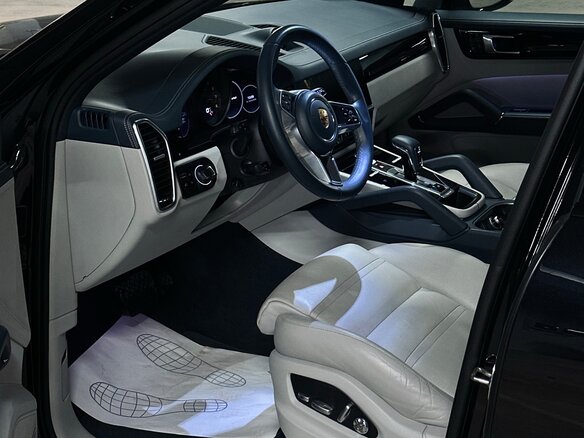 2020 Porsche Cayenne III, чёрный, 7250000 рублей - вид 8