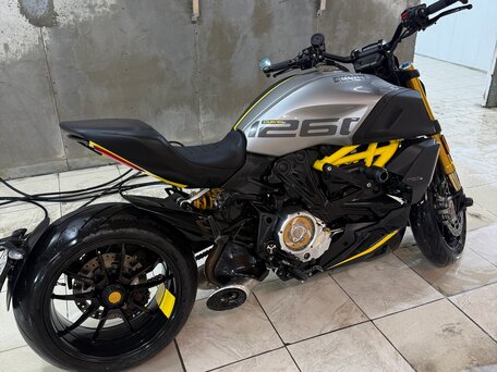 2022 Ducati Diavel 1260 S, серый, 2150000 рублей, вид 2