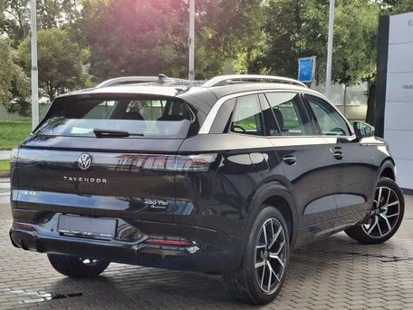 2026 Volkswagen Tavendor I Рестайлинг, чёрный, 5500000 рублей, вид 4