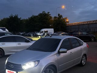 2024 Lada (ВАЗ) Granta I Рестайлинг, серебристый, 999000 рублей, вид 4