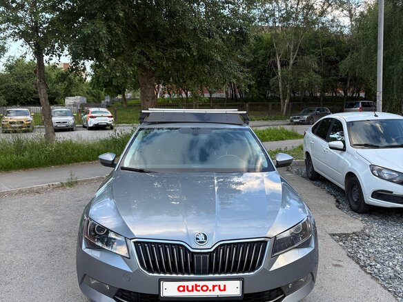 2015 Skoda Superb III, серый, 1120000 рублей - вид 1