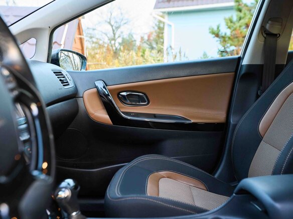2018 Kia Ceed II Рестайлинг, коричневый, 1500000 рублей - вид 15