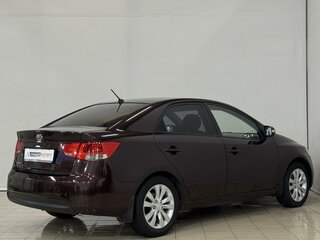 2010 Kia Cerato 5-speed II, коричневый, 559000 рублей, вид 5
