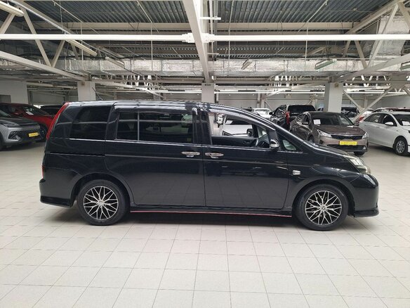 2010 Toyota ISis I Рестайлинг, чёрный, 1150000 рублей - вид 7