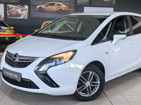 2013 Opel Zafira C, белый, 925000 рублей, вид 1
