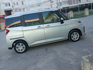 2023 Toyota Roomy I Рестайлинг, серебристый, 1150000 рублей, вид 5