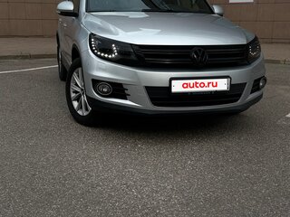 2014 Volkswagen Tiguan I Рестайлинг, серебристый, 1500000 рублей, вид 3