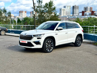 2022 Skoda Kodiaq I Рестайлинг, белый, 4200000 рублей, вид 1