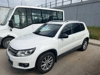 2011 Volkswagen Tiguan AMT I Рестайлинг, белый, 1390000 рублей, вид 3