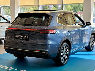 2026 Geely EX5 Гибрид EM-i, синий, 3974990 рублей, вид 4