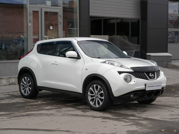 2013 Nissan Juke I, белый, 1190000 рублей - вид 2