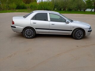 2003 Mitsubishi Carisma I Рестайлинг, серебристый, 160000 рублей, вид 2