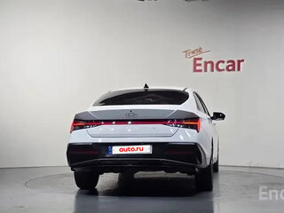 2023 Hyundai Avante VII Рестайлинг, белый, 1830000 рублей, вид 4