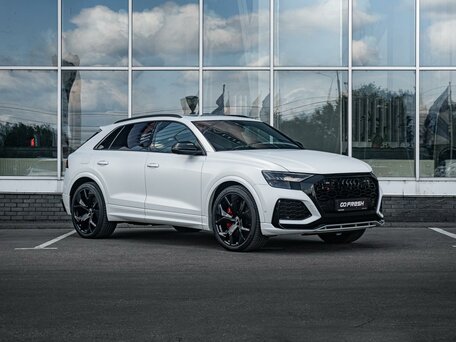 Audi RS Q8 I