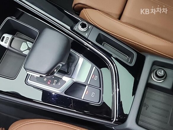 2021 Audi A4 35 TFSI V (B9) Рестайлинг, серый, 2450000 рублей - вид 7