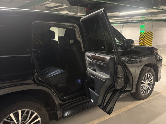 2016 Lexus LX 570 III Рестайлинг 2, чёрный, 8300000 рублей - вид 13