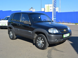 2011 Chevrolet Niva I Рестайлинг, чёрный, 569000 рублей, вид 3