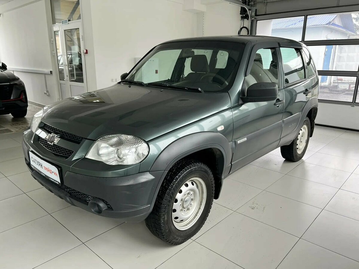 Открыть фотографии: Chevrolet Niva I Рестайлинг