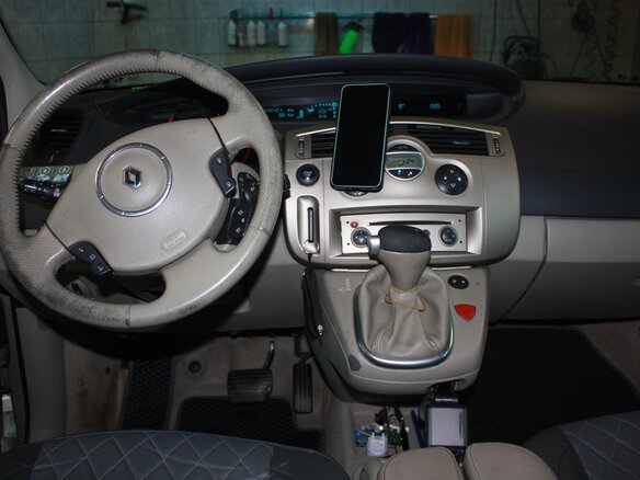 2008 Renault Scenic II Рестайлинг, бежевый, 585000 рублей - вид 6