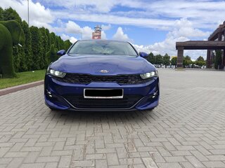 2020 Kia K5 III, синий, 2550000 рублей, вид 2