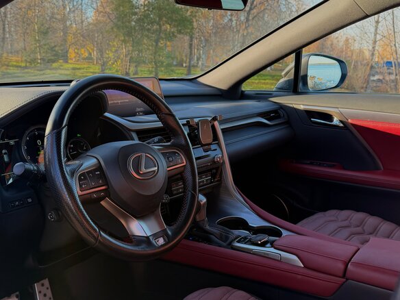 2018 Lexus RX 300 IV, белый, 4590000 рублей - вид 6