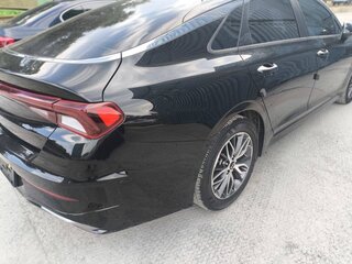 2020 Kia K5 III, чёрный, 2150000 рублей, вид 3