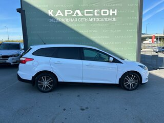 2015 Ford Focus III, белый, 699000 рублей, вид 4