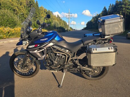 2017 Triumph Tiger 800, синий, 650000 рублей, вид 3