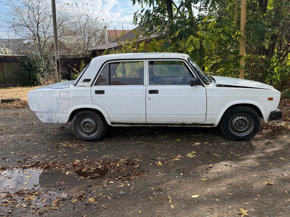 2005 Lada (ВАЗ) 2107, белый, 55000 рублей - вид 8