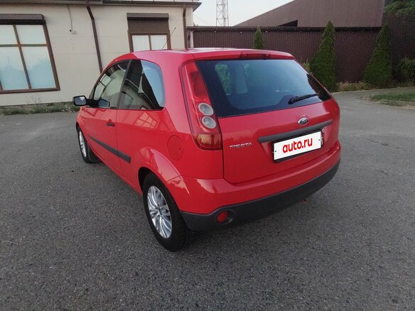 2007 Ford Fiesta Mk5, красный, 399900 рублей - вид 12