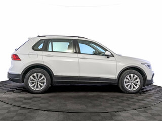 2021 Volkswagen Tiguan II Рестайлинг, белый, 2480000 рублей, вид 4
