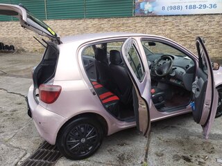 2001 Toyota Vitz I (P10), розовый, 400000 рублей, вид 5