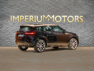 2024 Land Rover Range Rover Evoque II Рестайлинг, чёрный, 8490000 рублей, вид 5