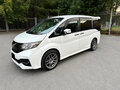 2017 Honda Stepwgn Spada V, белый - вид 1