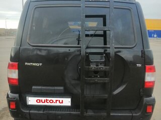 2013 УАЗ Патриот I Рестайлинг, чёрный, 700000 рублей, вид 3