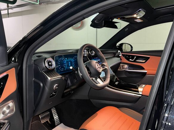 2026 Mercedes-Benz GLC Coupe 300 II (C254), чёрный - вид 3