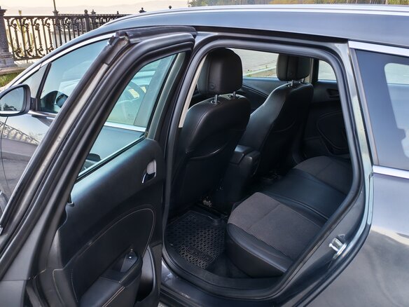 2012 Opel Astra J Рестайлинг, серый, 790000 рублей - вид 15