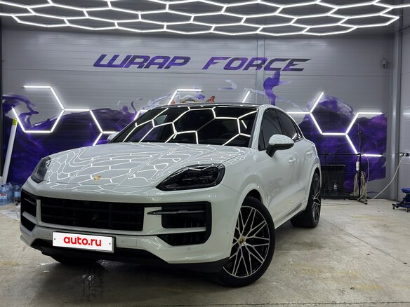 2024 Porsche Cayenne Coupé III Рестайлинг, белый, 14300000 рублей - вид 4