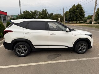 2019 Kia Seltos I, белый, 1800000 рублей, вид 4
