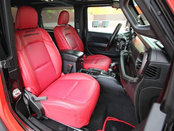 2020 Jeep Wrangler IV (JL), чёрный, 4995000 рублей - вид 15